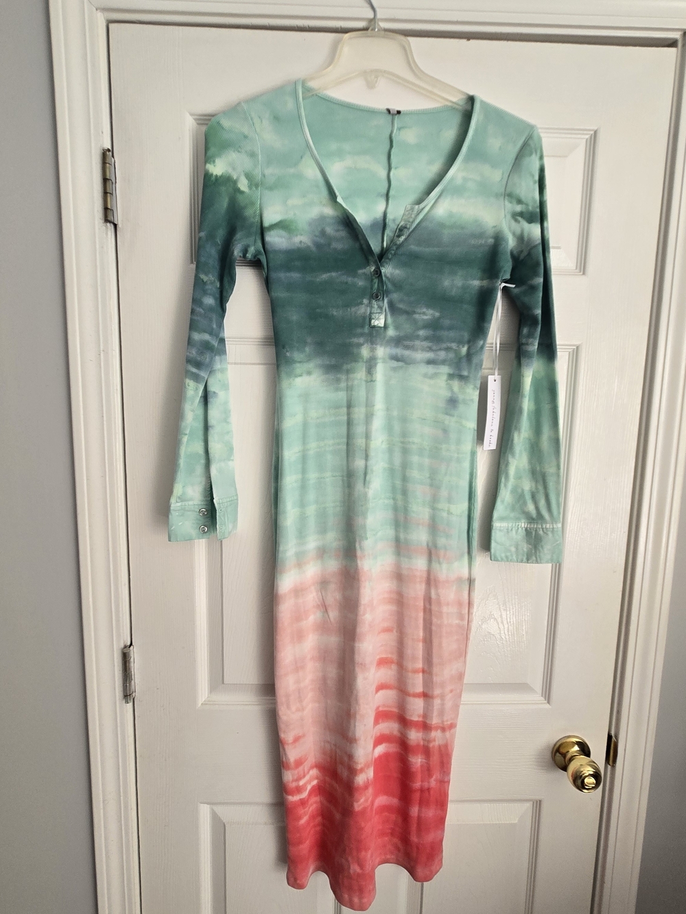 Young Fabulous & Broke Long Sleeve Tie-Dye Ombre Dress in Green and Coral